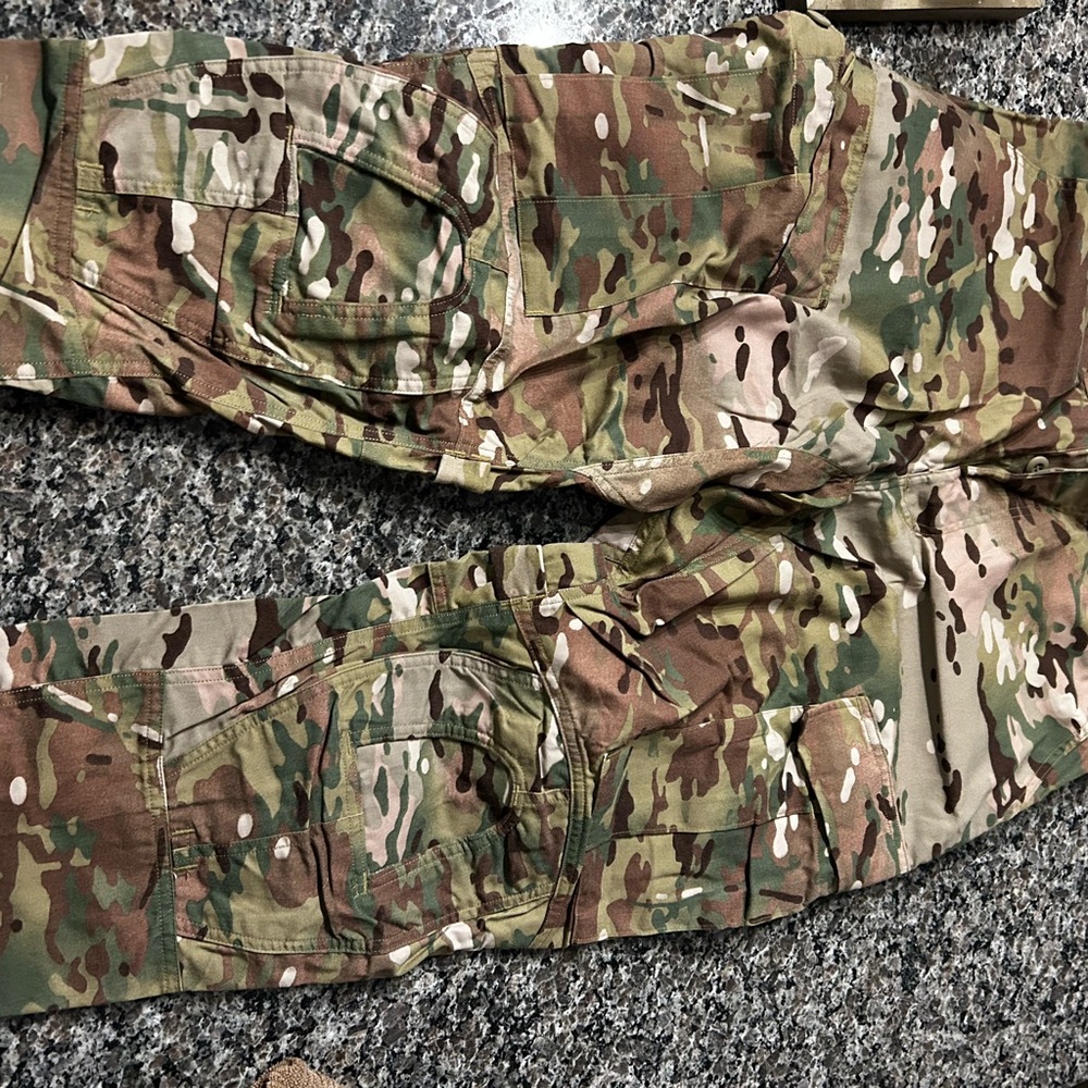 Army Combat Pants new without tags